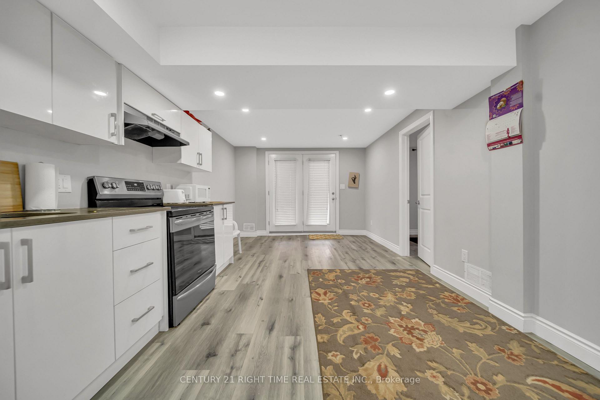Photo 25 of 11 Willowrun Drive, Kitchener, Grand River South — HOMEH