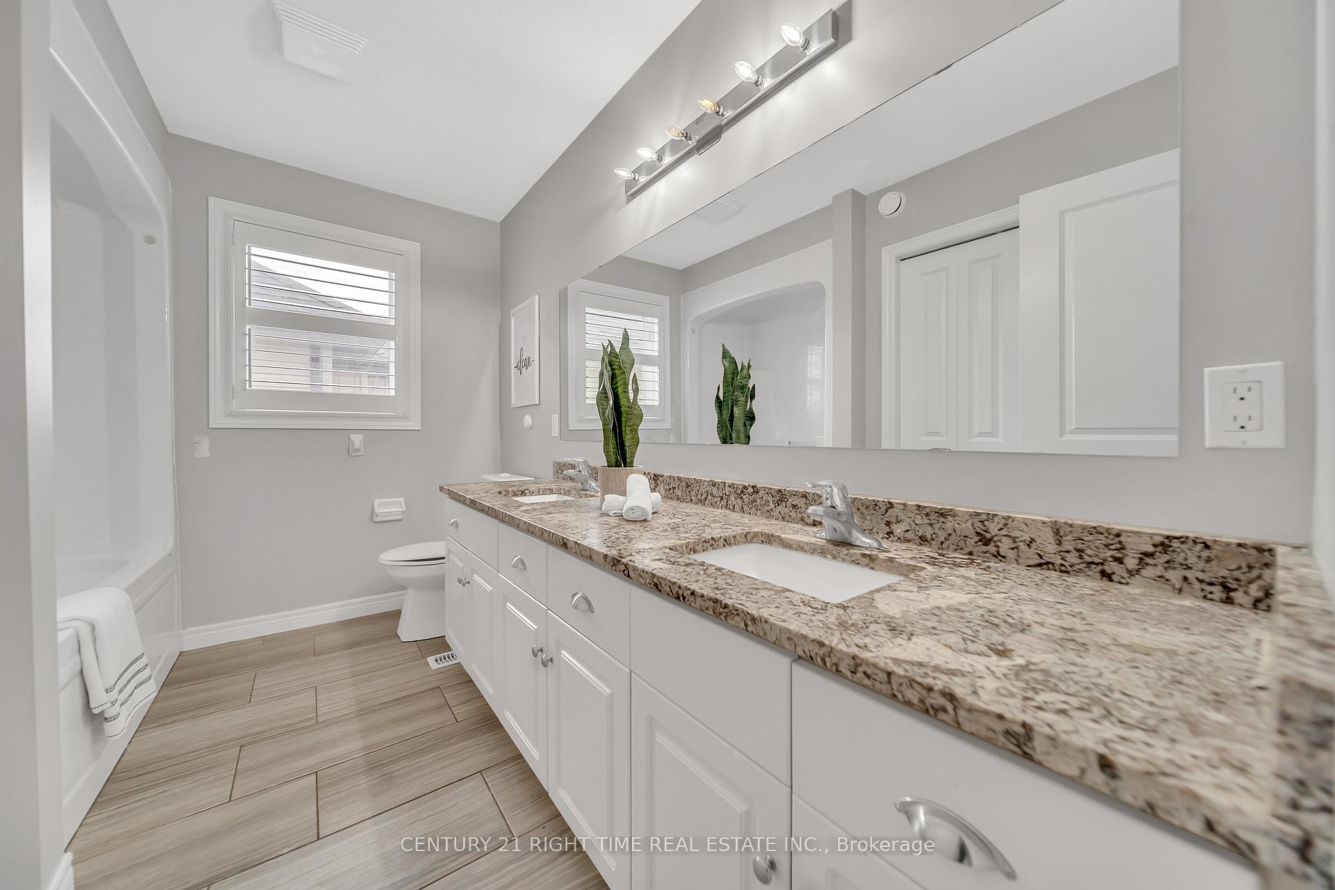 Photo 30 of 11 Willowrun Drive, Kitchener, Grand River South — HOMEH