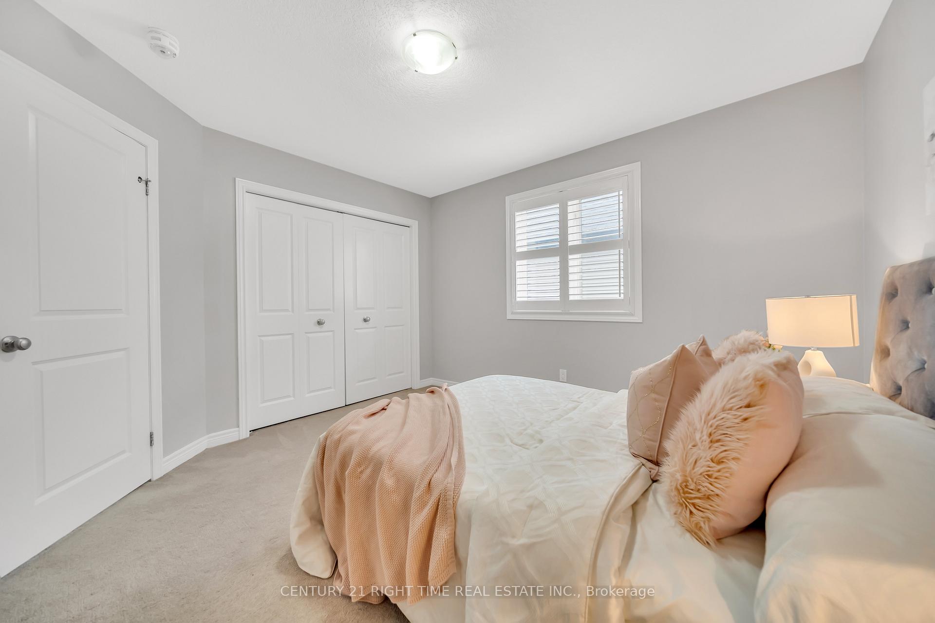 Photo 37 of 11 Willowrun Drive, Kitchener, Grand River South — HOMEH