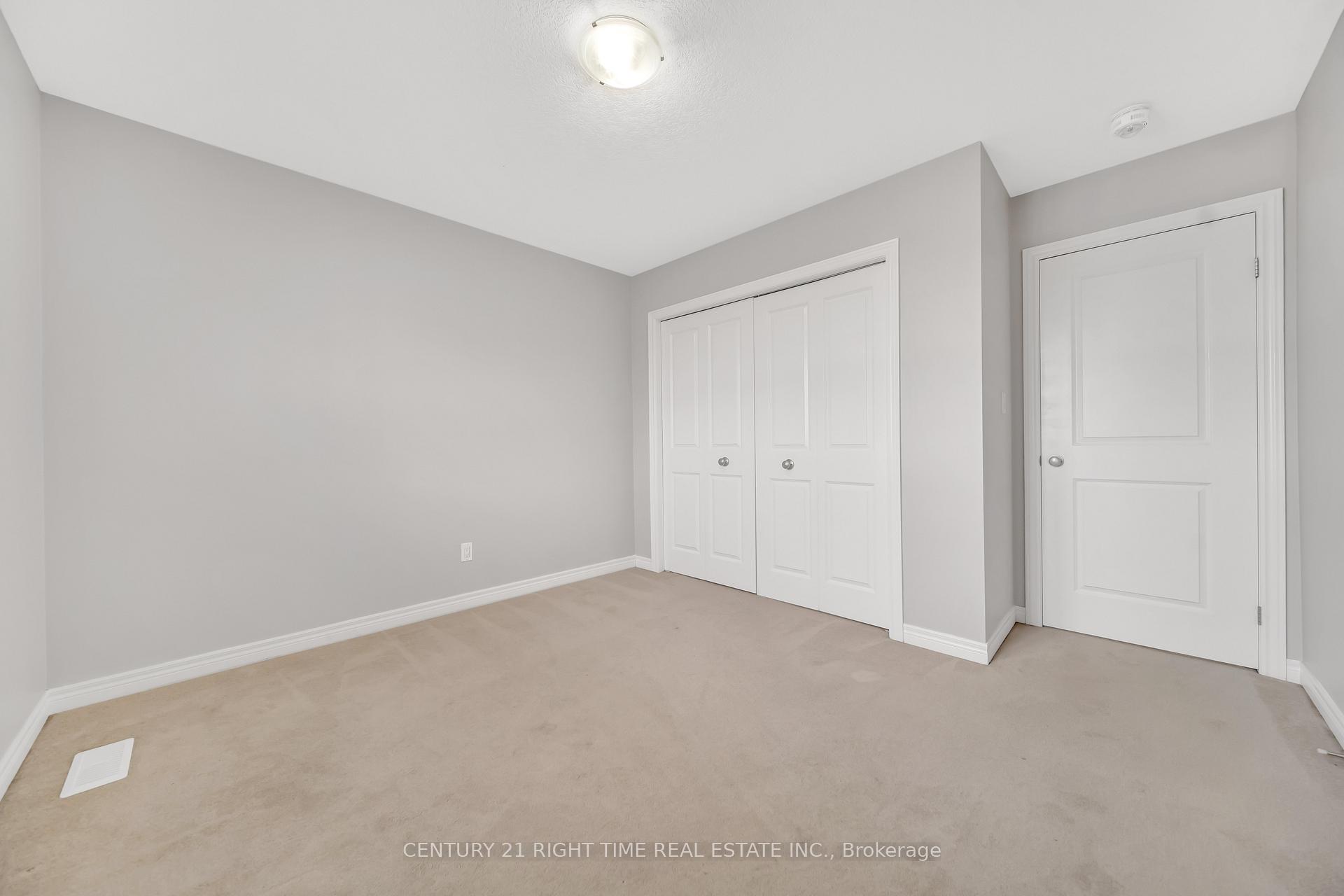 Photo 39 of 11 Willowrun Drive, Kitchener, Grand River South — HOMEH