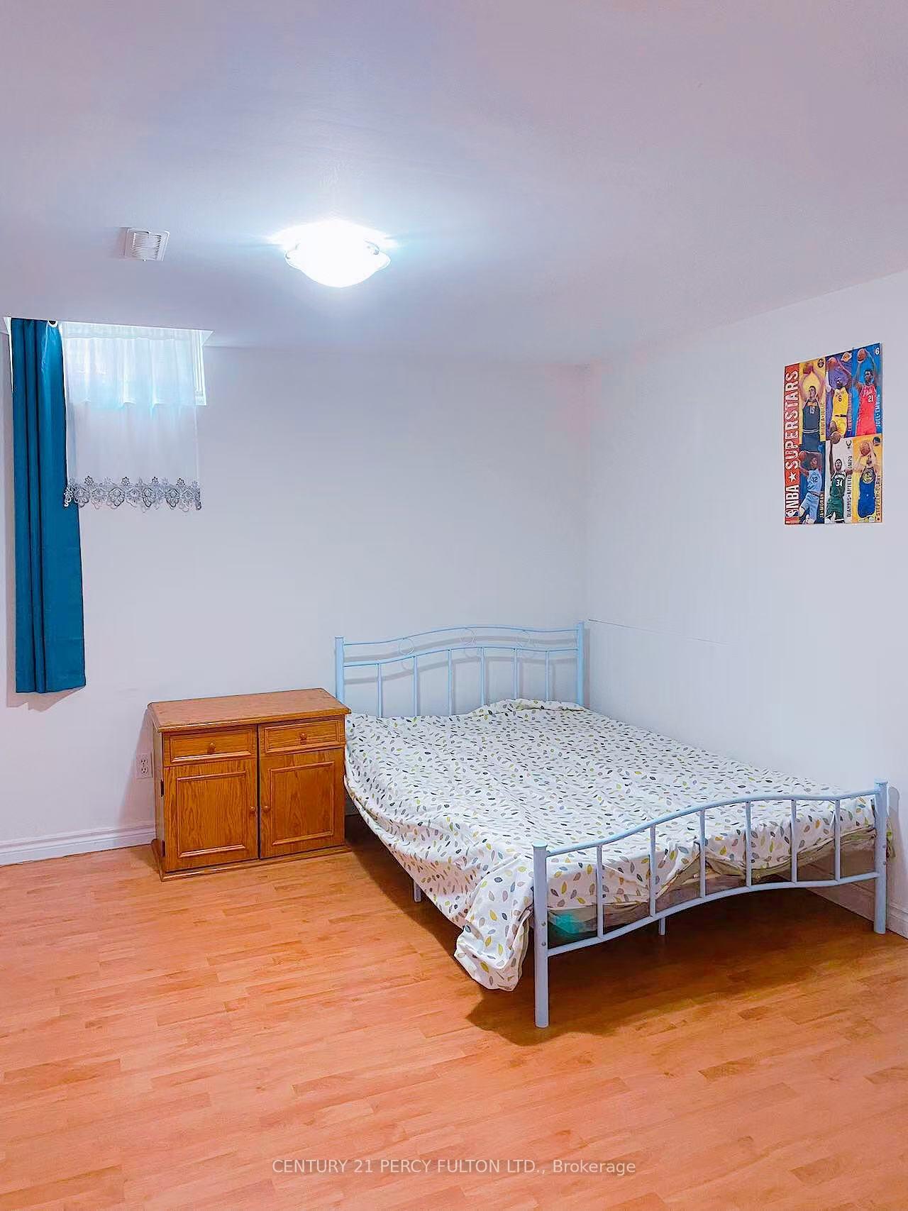Photo 4 of Unit Basement, 25 Trothen Circle, Markham, Markham Village — HOMEH