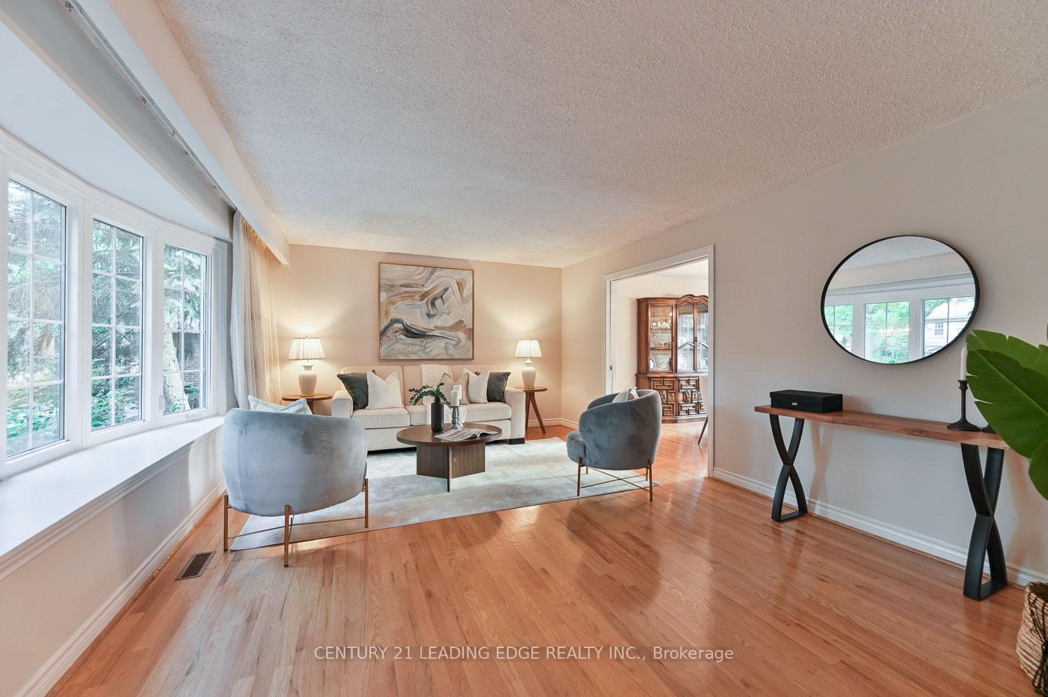 Photo 9 of 32 Addington Square, Markham, Unionville — HOMEH