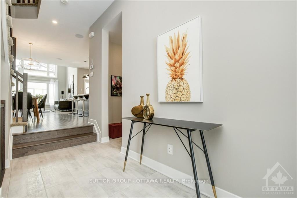 Photo 2 of 725 Twist Way, Ottawa, Kanata - Emerald Meadows/Trailwest — HOMEH