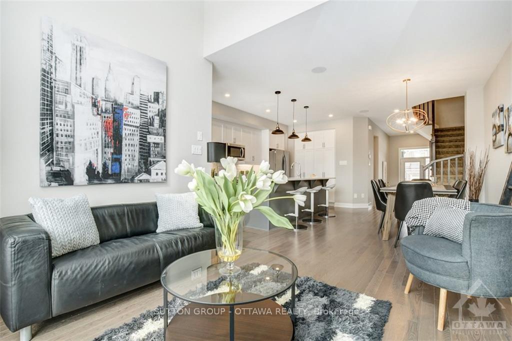 Photo 5 of 725 Twist Way, Ottawa, Kanata - Emerald Meadows/Trailwest — HOMEH