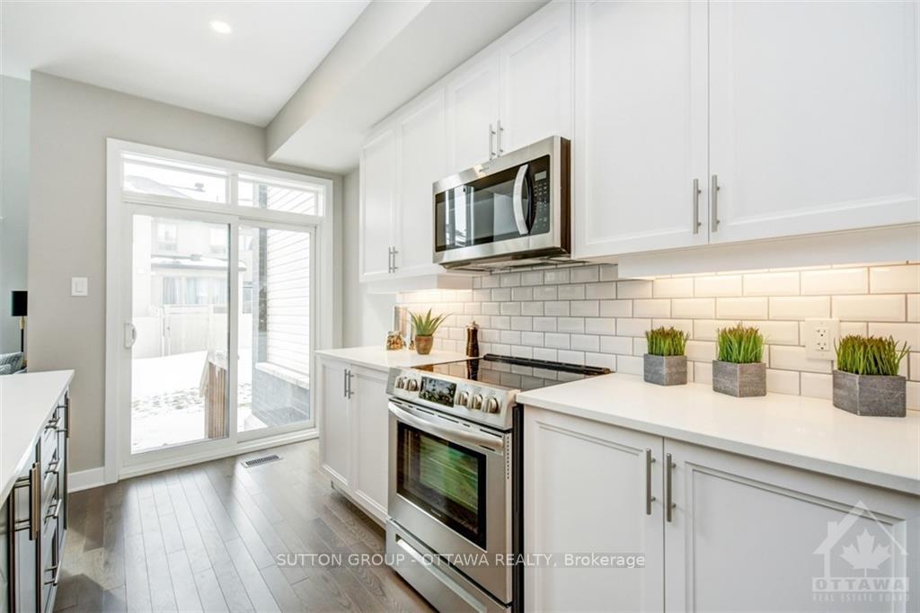 Photo 11 of 725 Twist Way, Ottawa, Kanata - Emerald Meadows/Trailwest — HOMEH