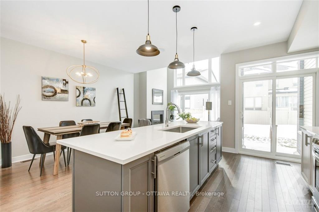 Photo 12 of 725 Twist Way, Ottawa, Kanata - Emerald Meadows/Trailwest — HOMEH