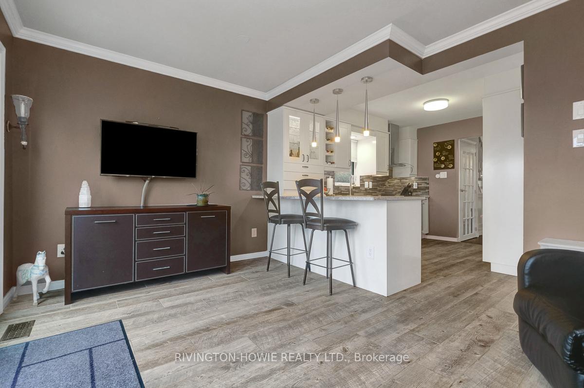 Photo 22 of 40 Rowe Drive, Ottawa, Kanata - Katimavik — HOMEH