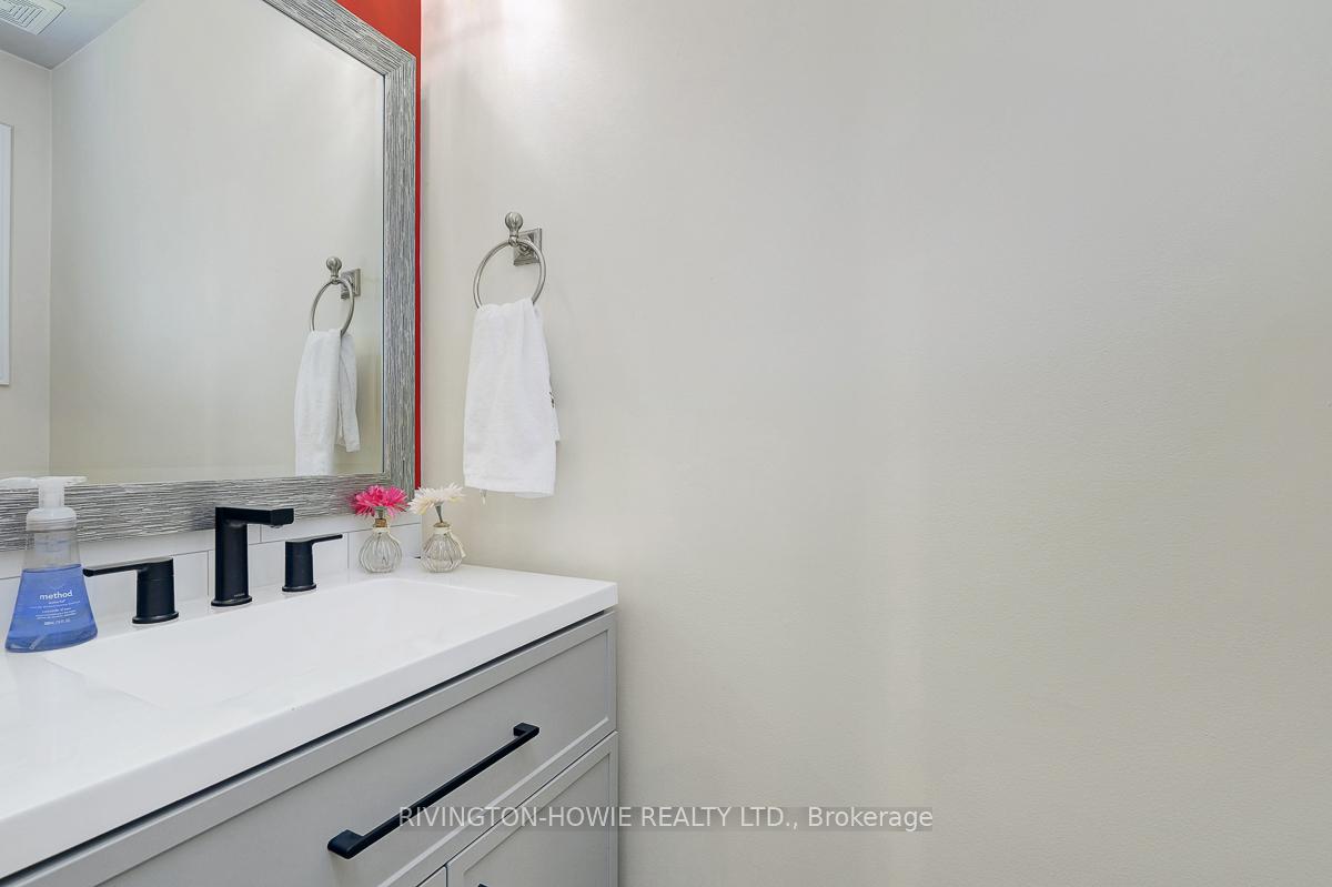 Photo 23 of 40 Rowe Drive, Ottawa, Kanata - Katimavik — HOMEH