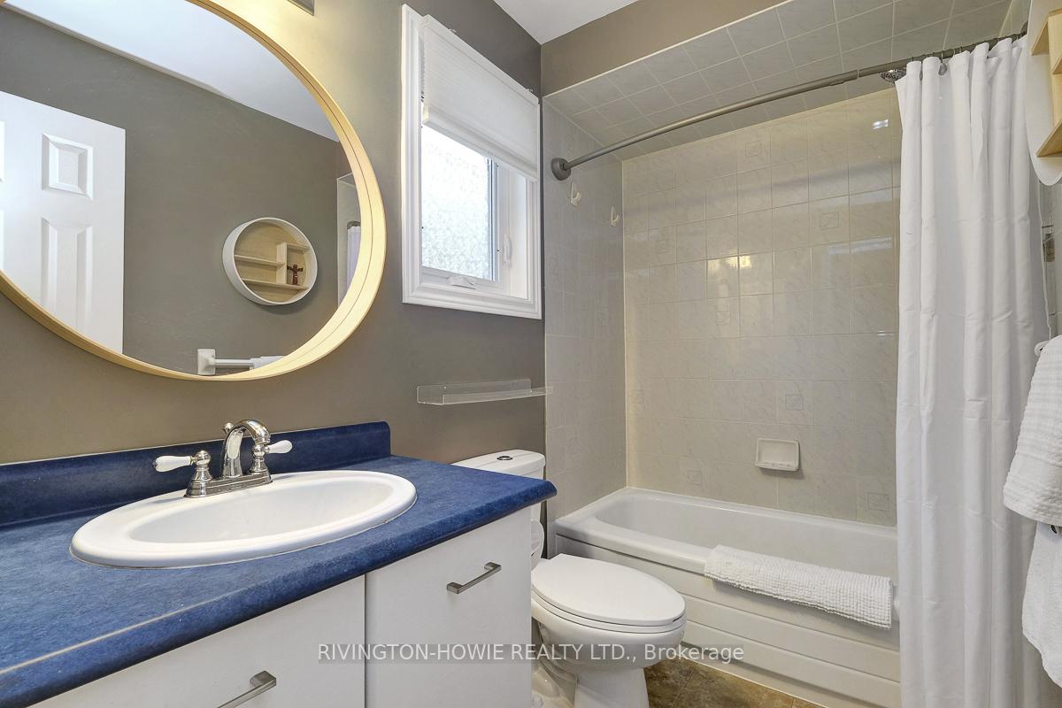 Photo 28 of 40 Rowe Drive, Ottawa, Kanata - Katimavik — HOMEH