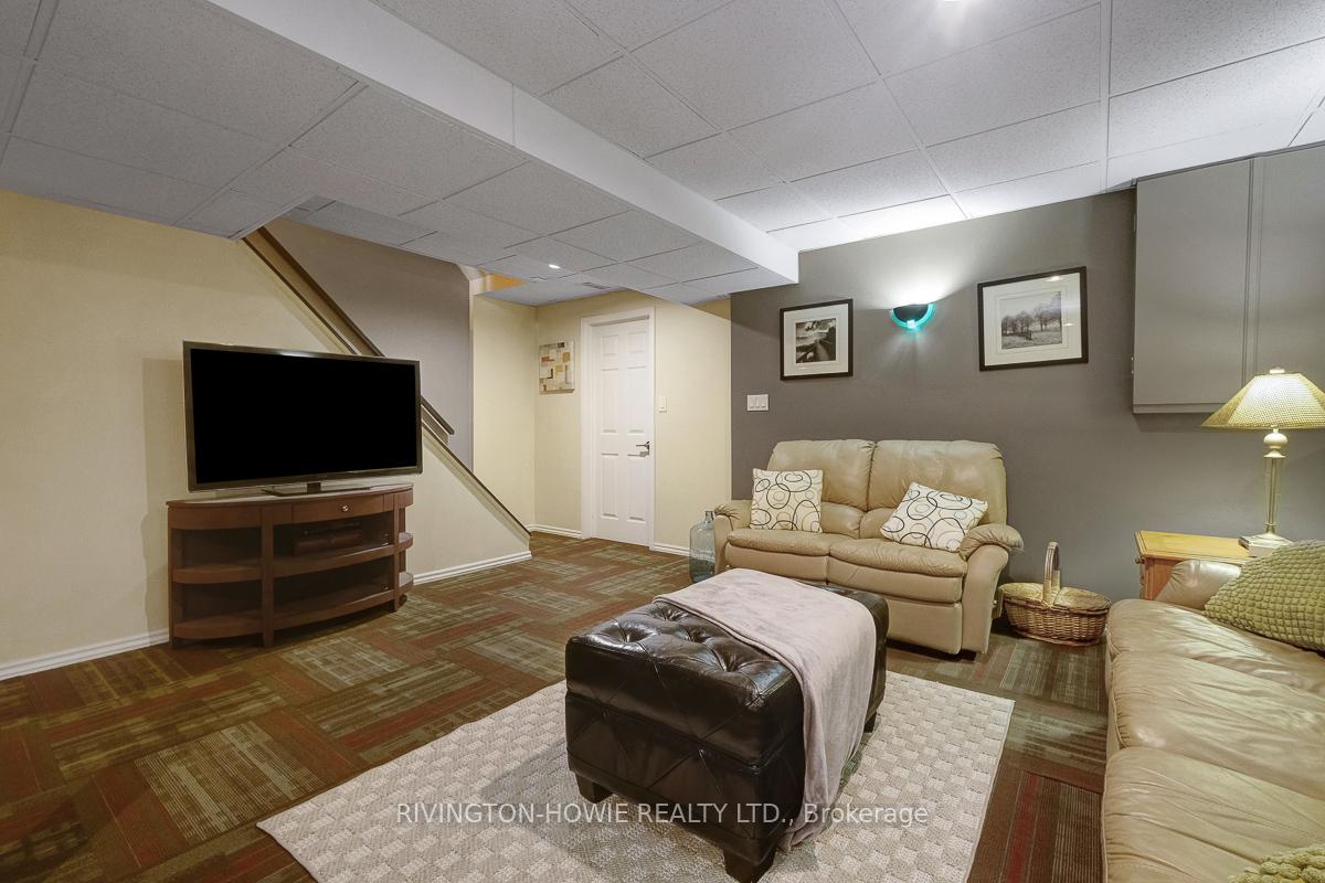 Photo 35 of 40 Rowe Drive, Ottawa, Kanata - Katimavik — HOMEH