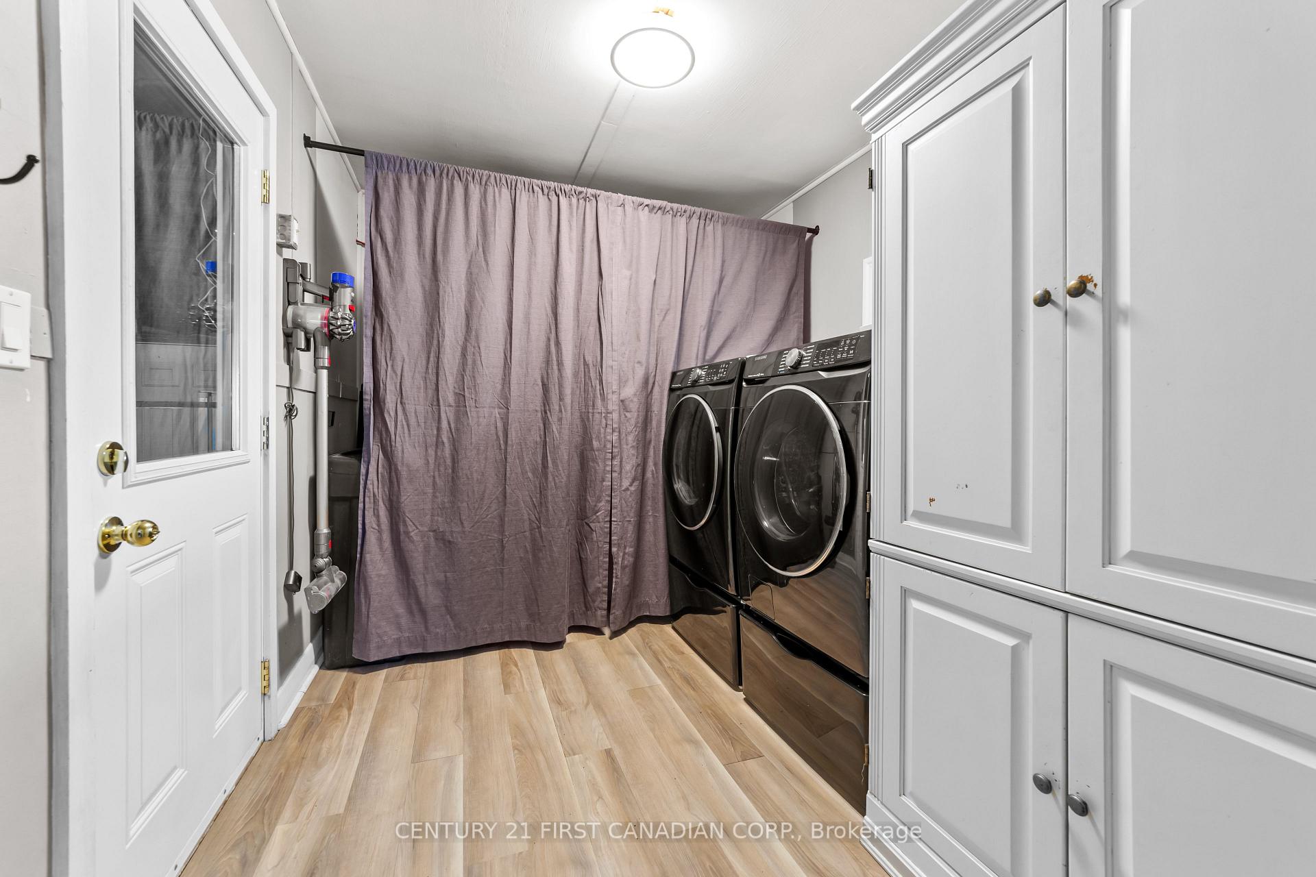 Photo 15 of 24342 Poplar Hill Road, Middlesex Centre, Poplar Hill — HOMEH