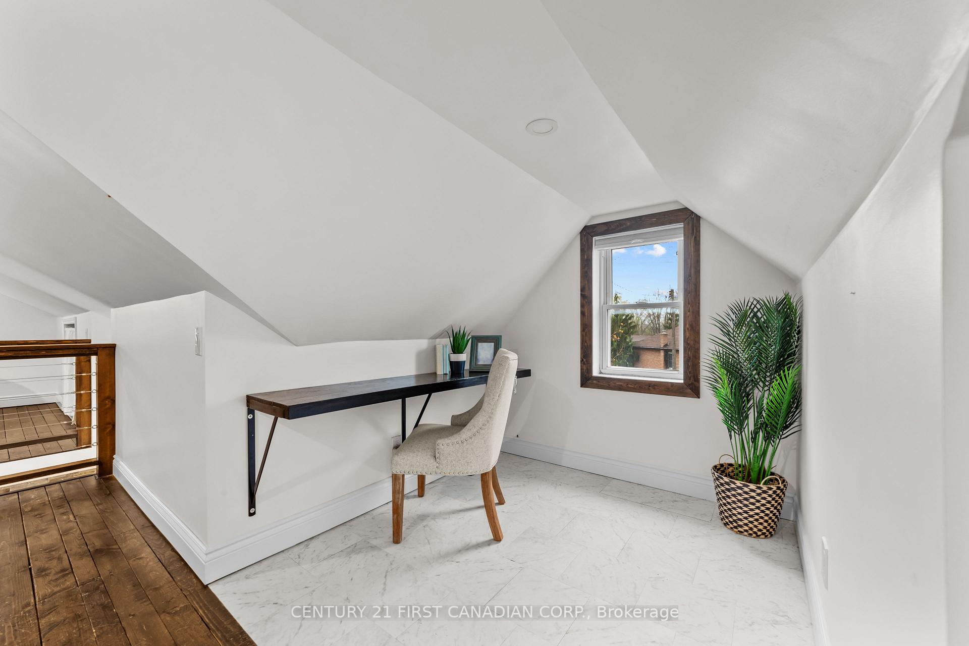 Photo 20 of 24342 Poplar Hill Road, Middlesex Centre, Poplar Hill — HOMEH
