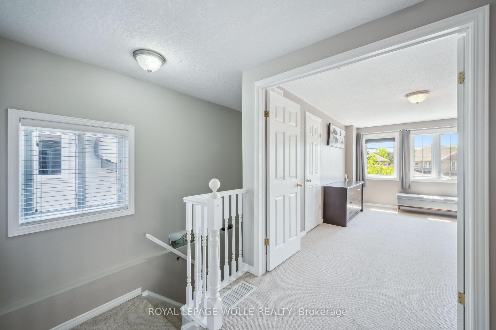 Photo 18 of 904 Rush Meadow Court, Kitchener — HOMEH