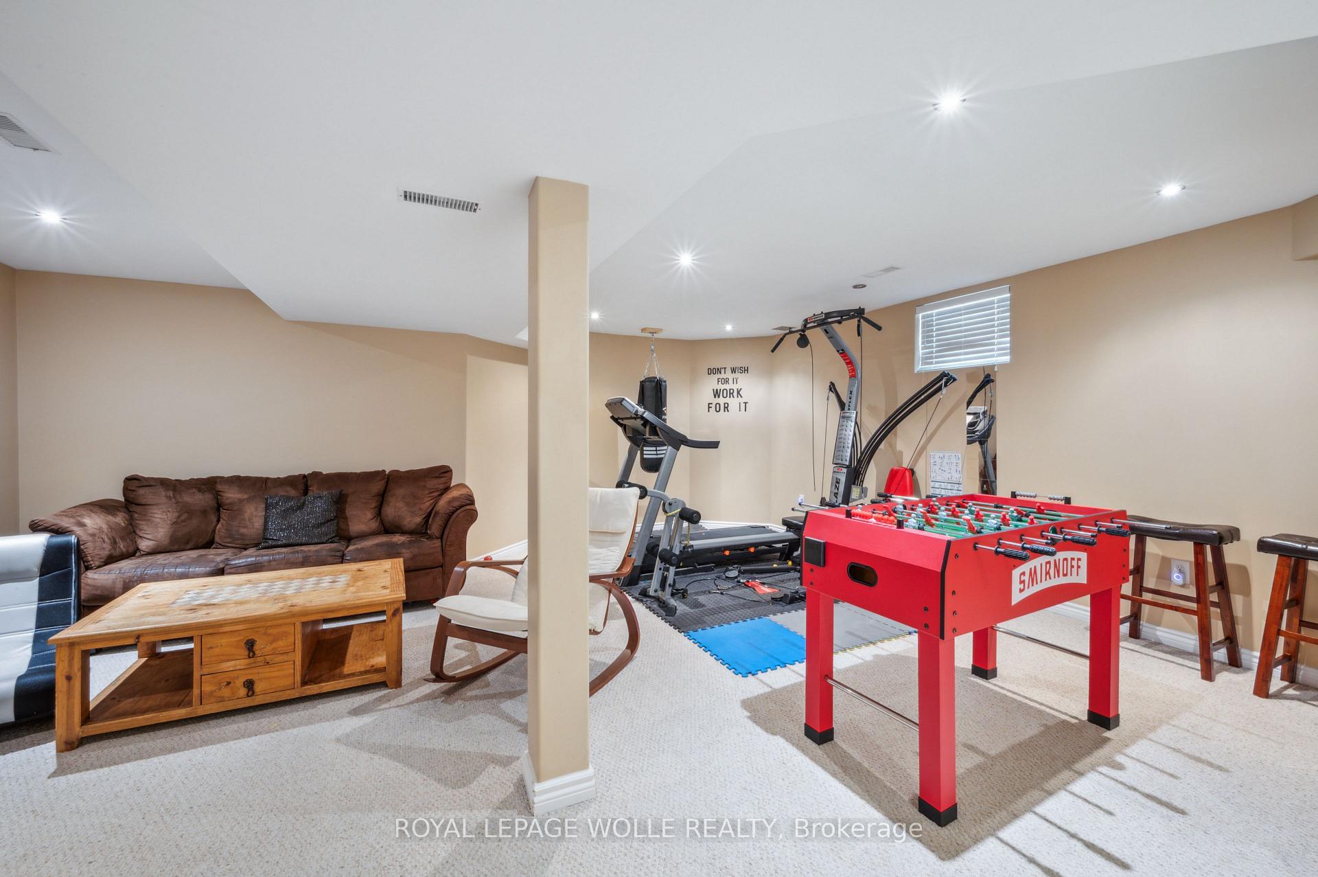Photo 30 of 904 Rush Meadow Court, Kitchener — HOMEH