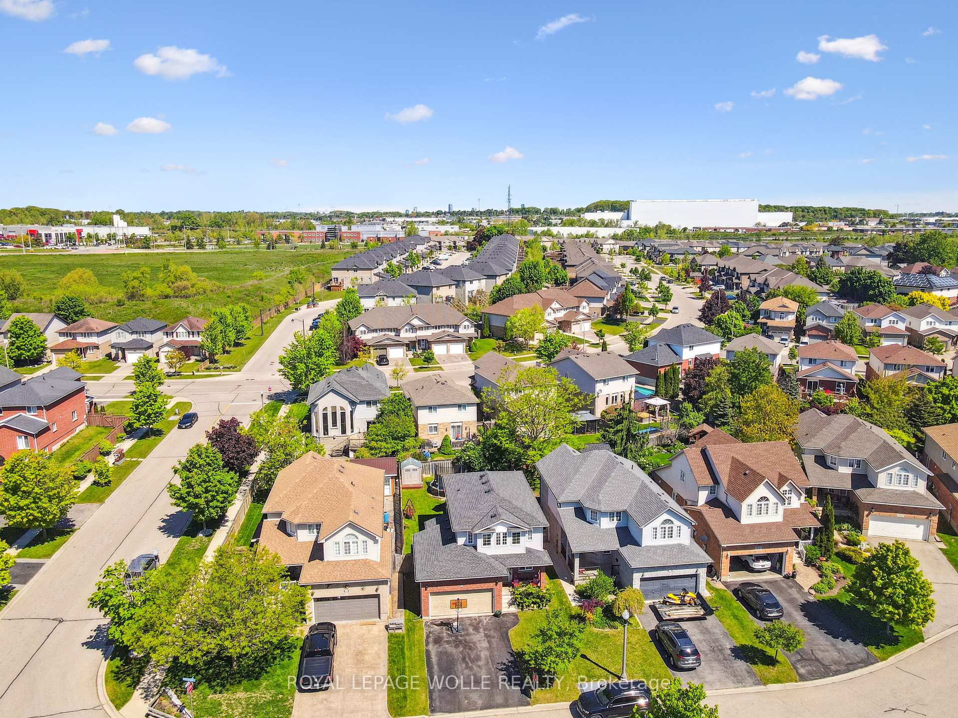 Photo 41 of 904 Rush Meadow Court, Kitchener — HOMEH