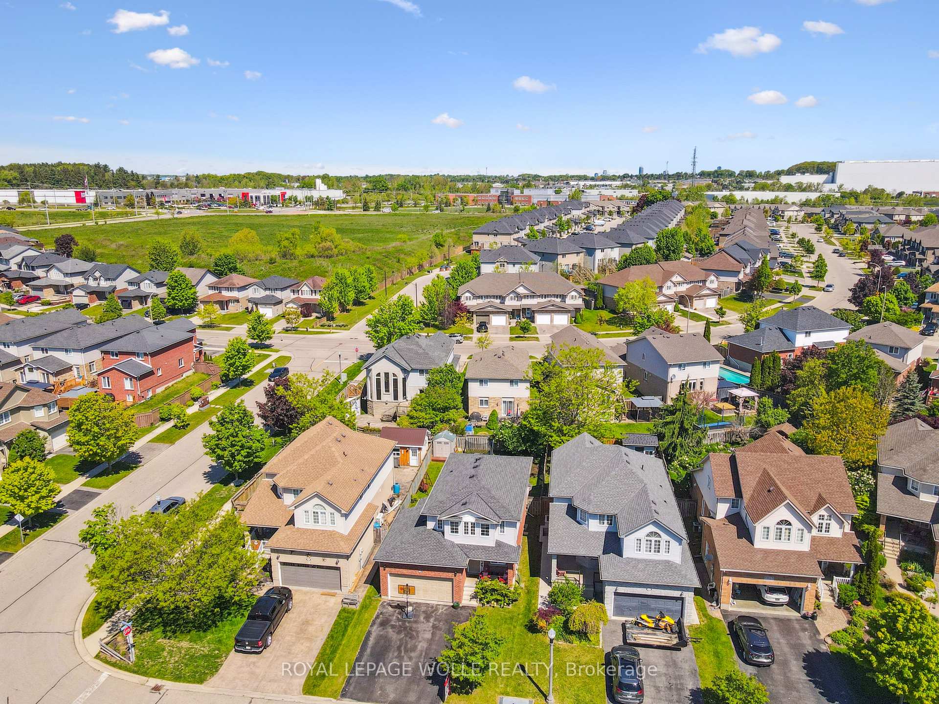 Photo 42 of 904 Rush Meadow Court, Kitchener — HOMEH