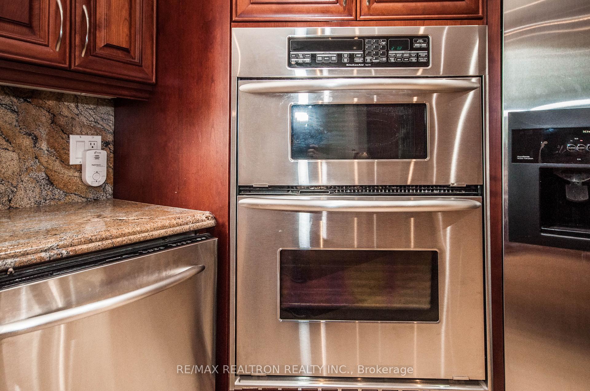 Photo 10 of 85 Lee Avenue, Markham, Milliken Mills East — HOMEH