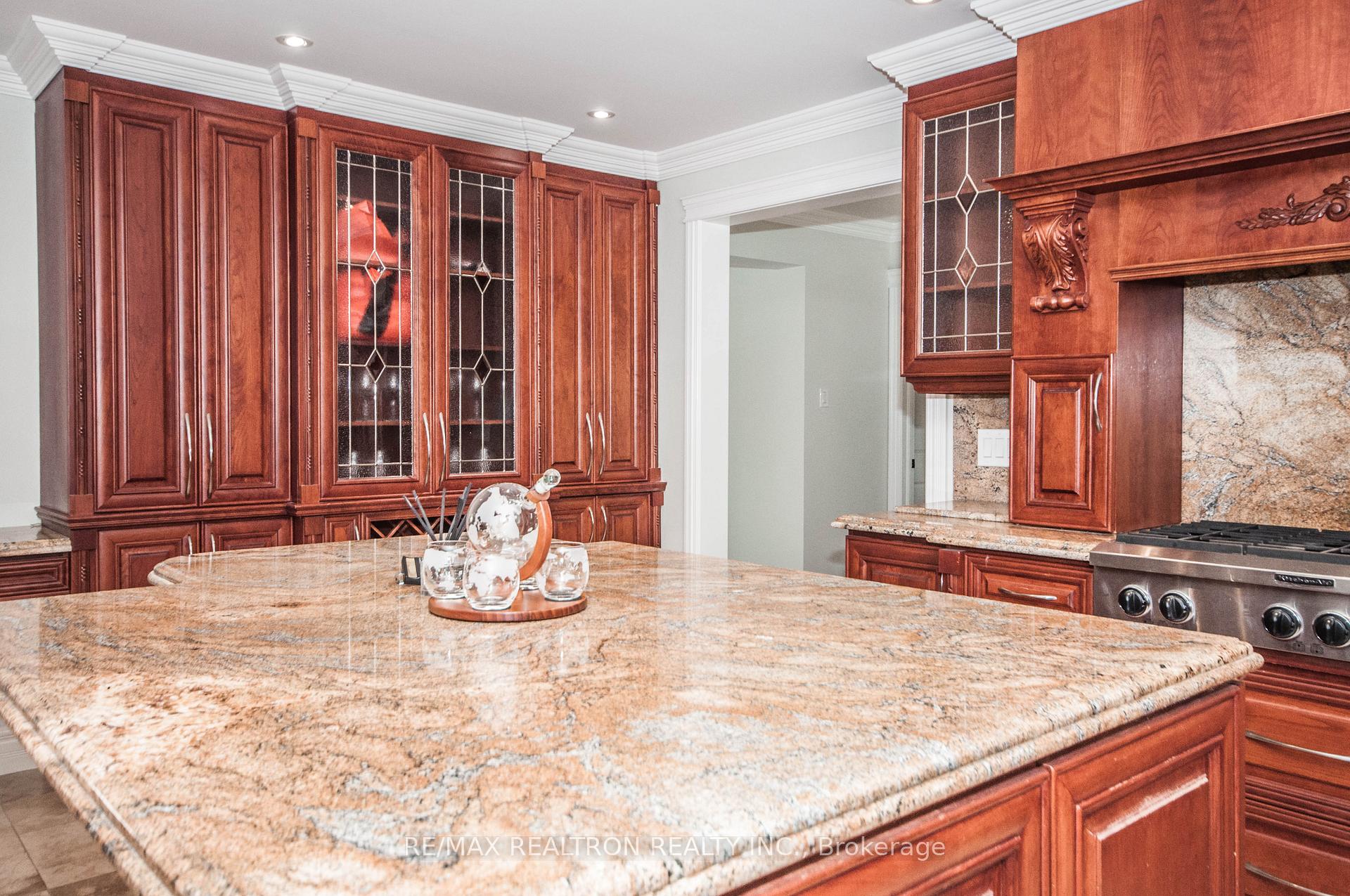 Photo 11 of 85 Lee Avenue, Markham, Milliken Mills East — HOMEH