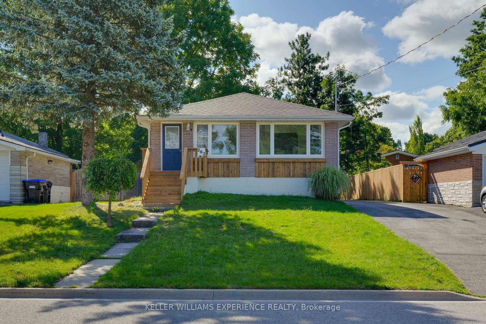 Front of 263 Scott Street