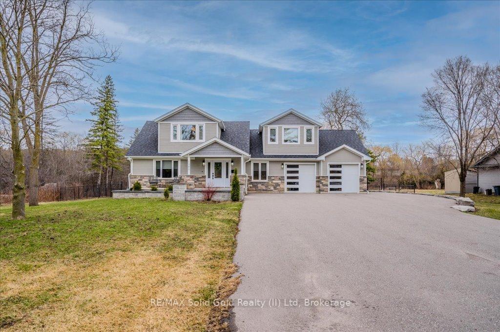 Photo 2 of 1380 Doon Village Road, Kitchener — HOMEH