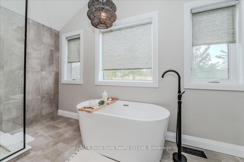 Photo 28 of 1380 Doon Village Road, Kitchener — HOMEH