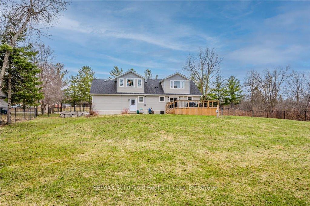 Photo 39 of 1380 Doon Village Road, Kitchener — HOMEH