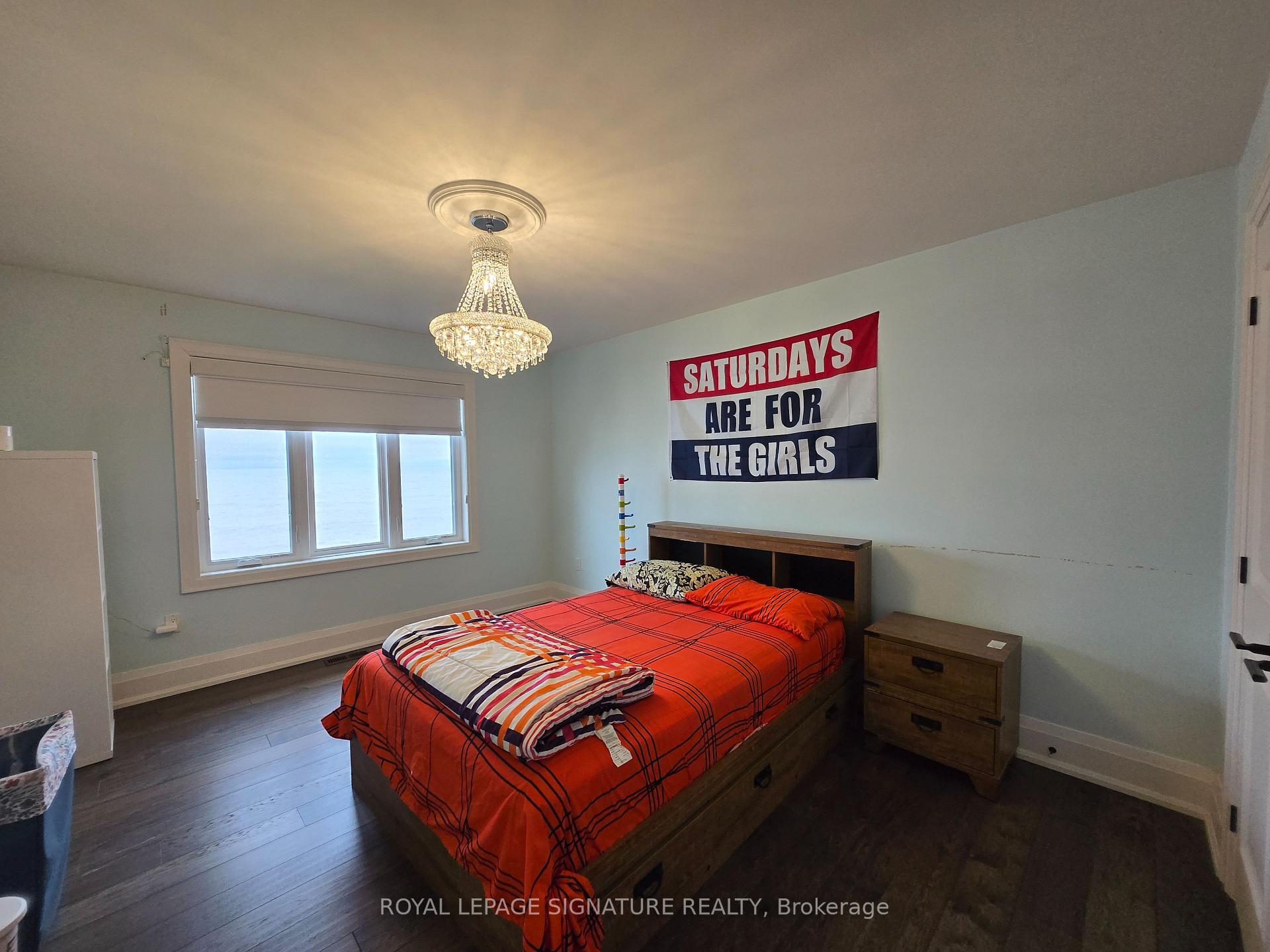 Photo 21 of 38 Seabreeze Crescent, Hamilton, Stoney Creek — HOMEH