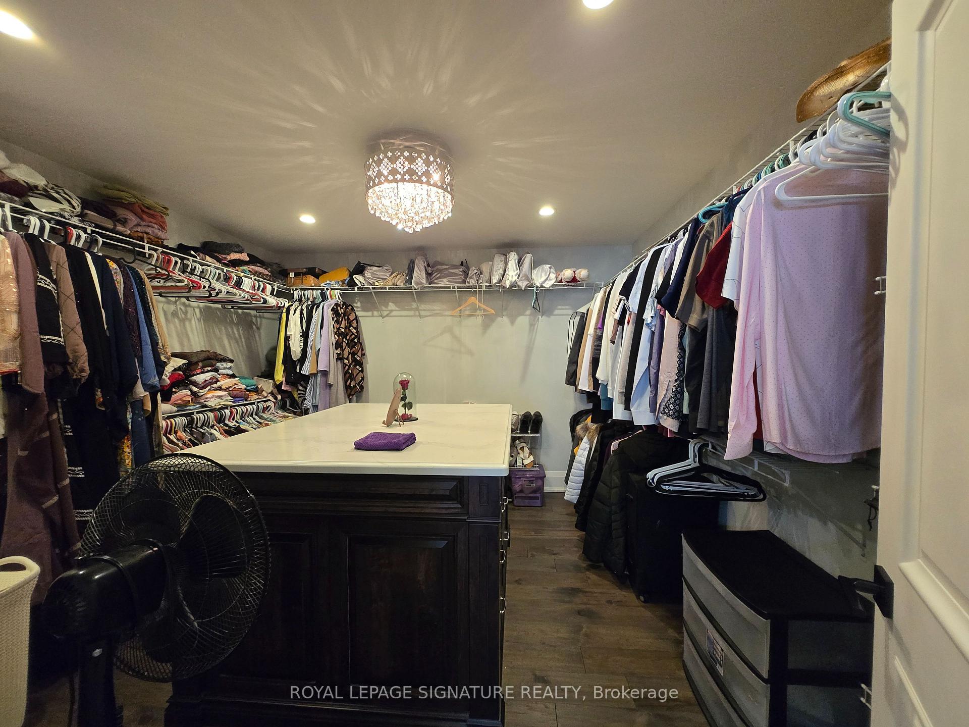 Photo 44 of 38 Seabreeze Crescent, Hamilton, Stoney Creek — HOMEH