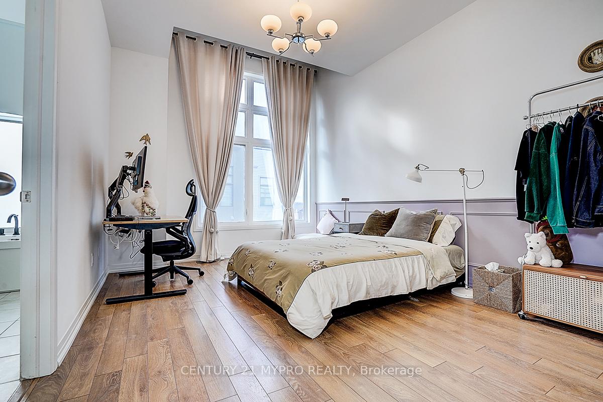 Photo 39 of 35 Alan Francis Lane, Markham, Cachet — HOMEH