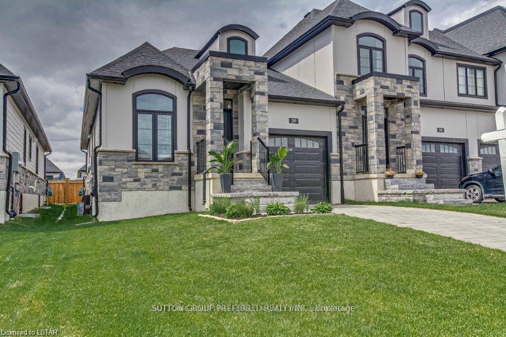 Photo 2 of 219 Winlow Way, Middlesex Centre, Rural Middlesex Centre — HOMEH