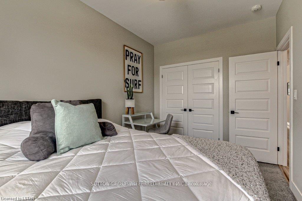 Photo 9 of 219 Winlow Way, Middlesex Centre, Rural Middlesex Centre — HOMEH