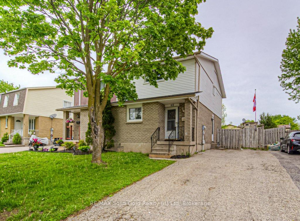 Photo 2 of 48 Timberlane Crescent, Kitchener — HOMEH