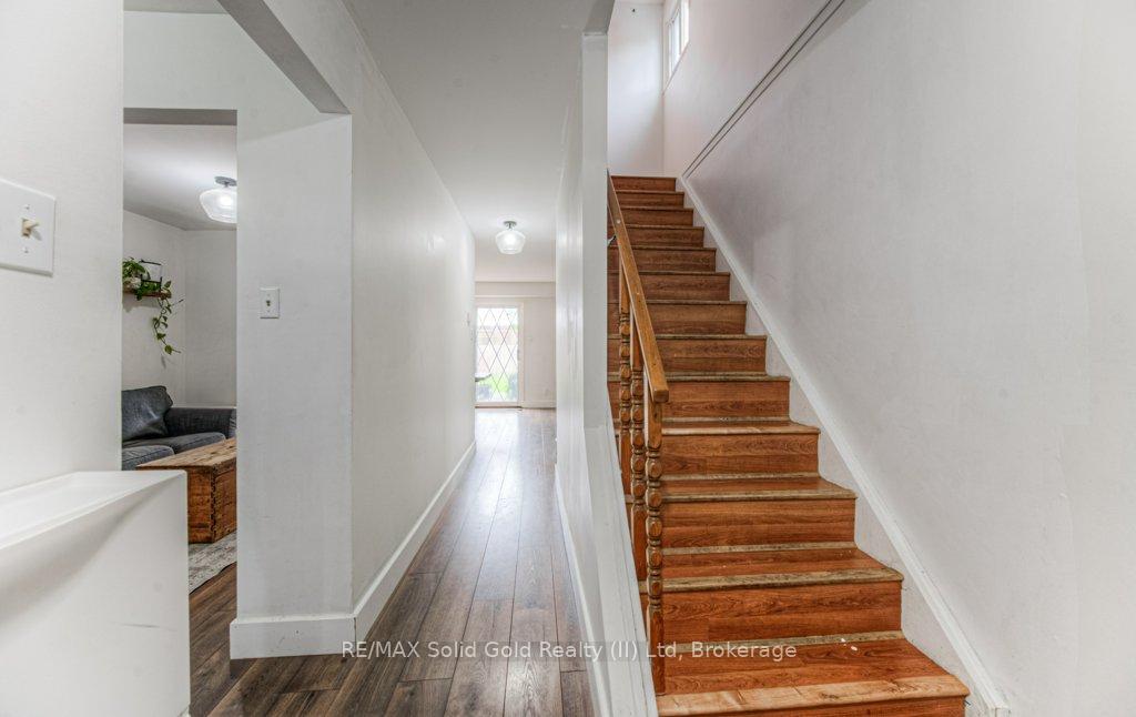 Photo 7 of 48 Timberlane Crescent, Kitchener — HOMEH
