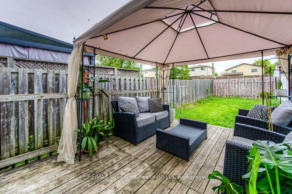 Photo 28 of 48 Timberlane Crescent, Kitchener — HOMEH