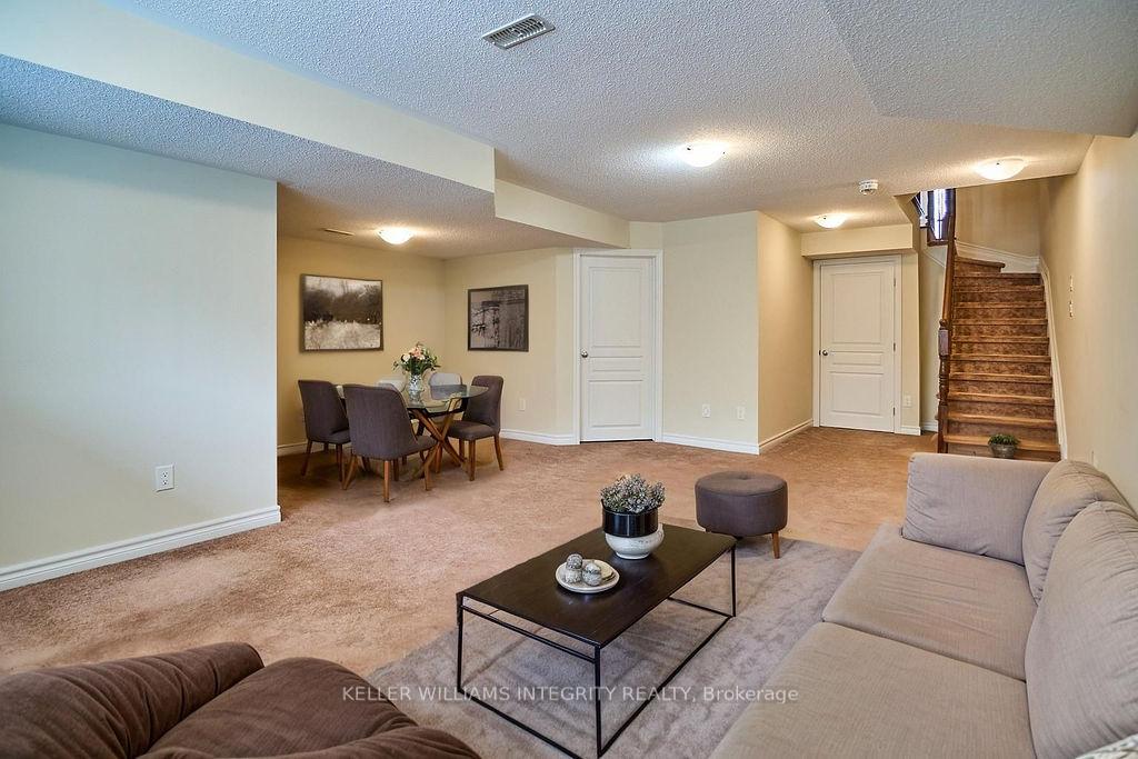 Photo 32 of 405 Barrick Hill Road, Ottawa, Kanata - Emerald Meadows/Trailwest — HOMEH