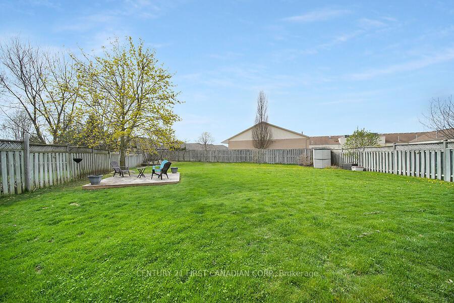 Photo 42 of 30 Aylesford Court, Middlesex Centre, Kilworth — HOMEH