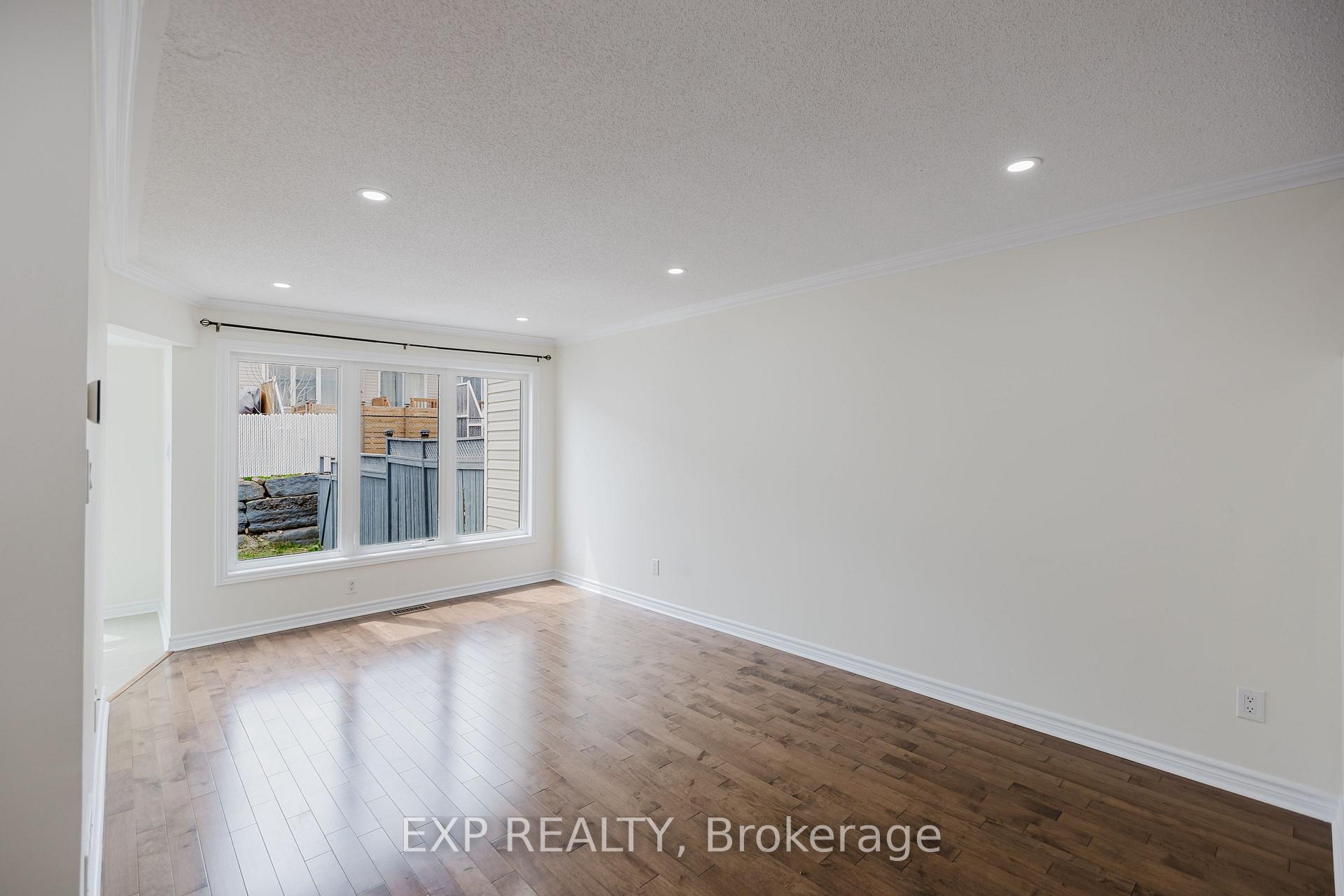 Photo 12 of 107 Woodmill Terrace, Ottawa, Kanata - Morgan's Grant/South March — HOMEH