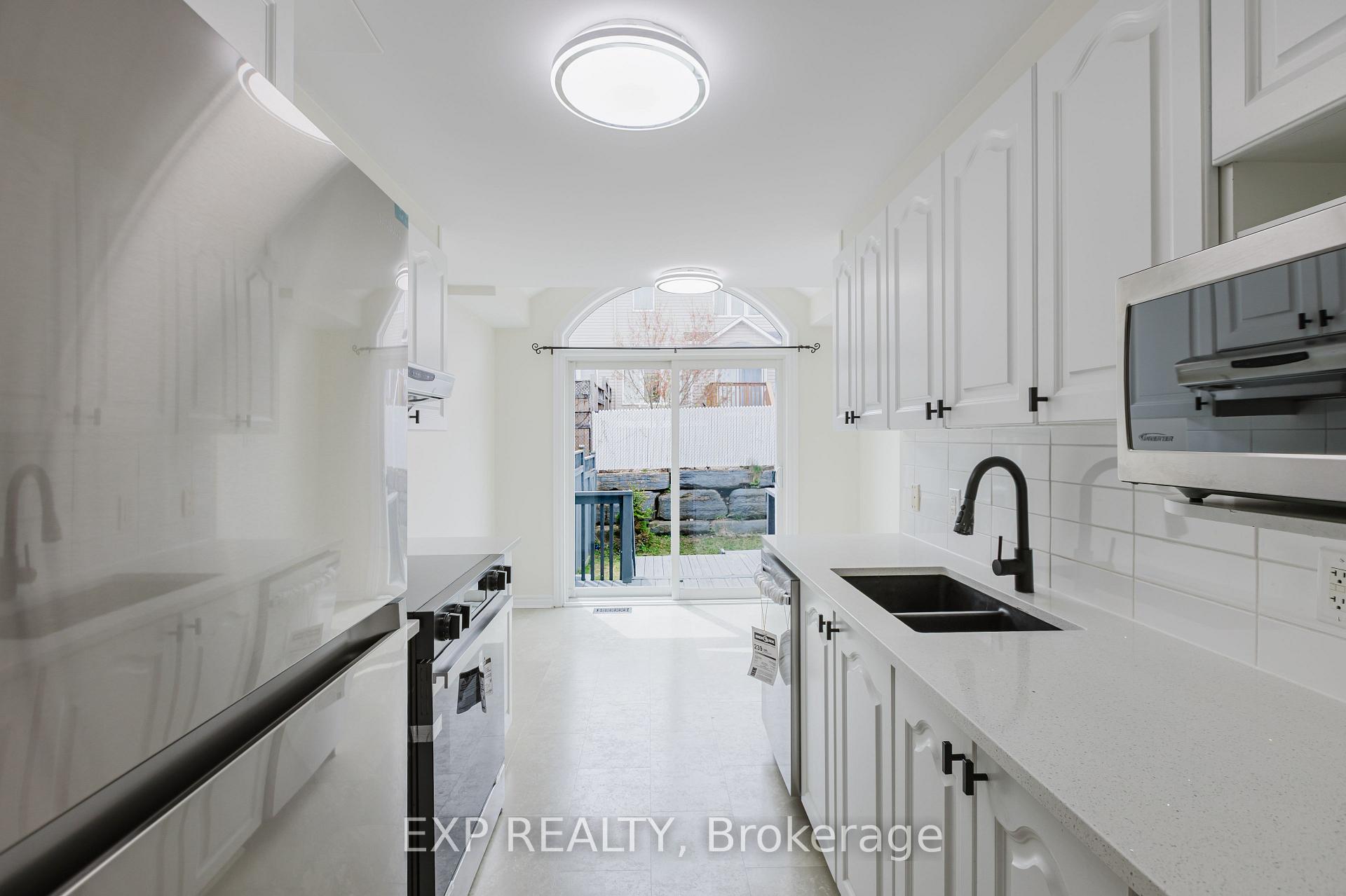 Photo 17 of 107 Woodmill Terrace, Ottawa, Kanata - Morgan's Grant/South March — HOMEH