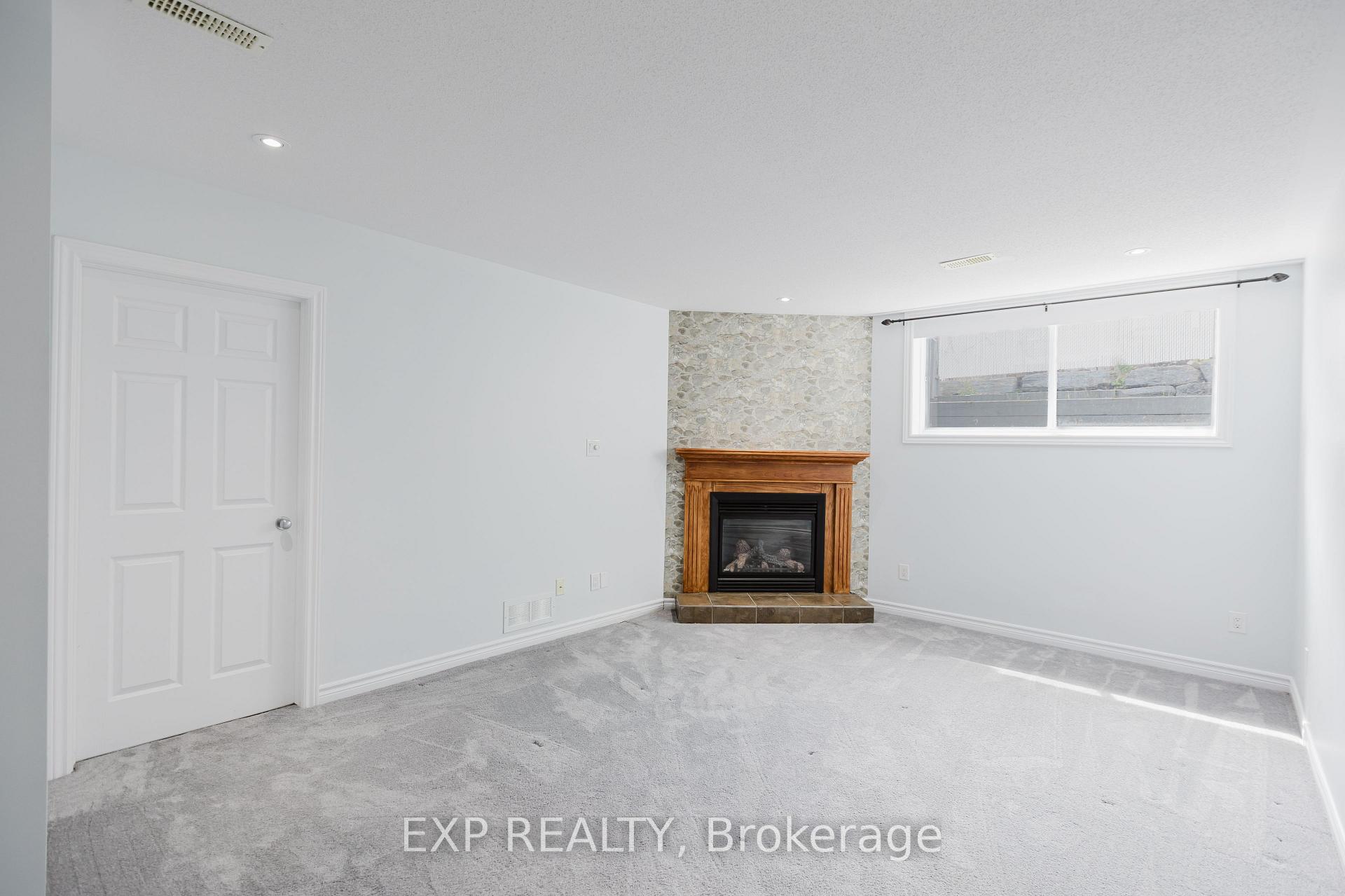 Photo 32 of 107 Woodmill Terrace, Ottawa, Kanata - Morgan's Grant/South March — HOMEH