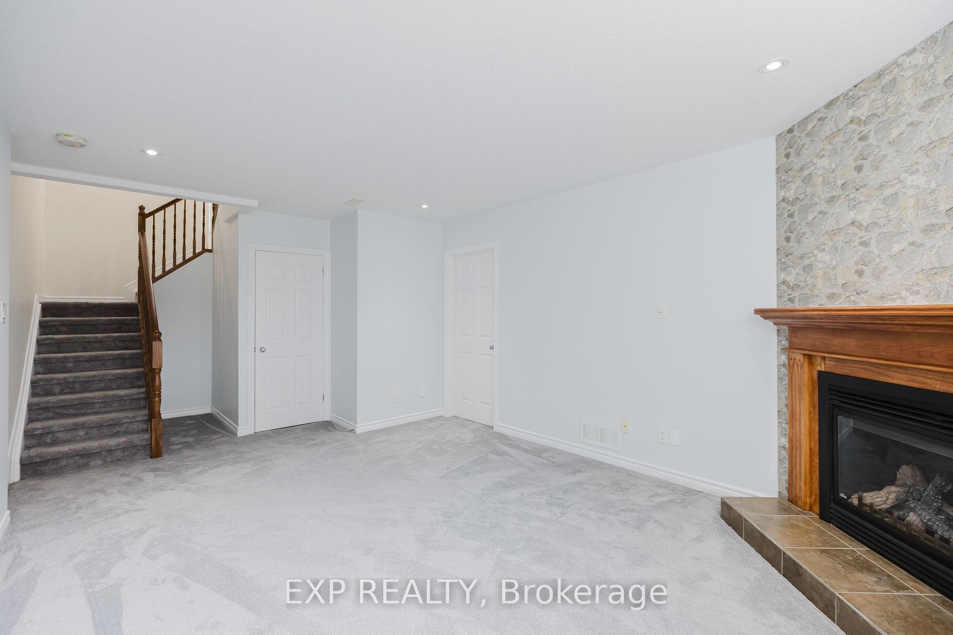 Photo 33 of 107 Woodmill Terrace, Ottawa, Kanata - Morgan's Grant/South March — HOMEH