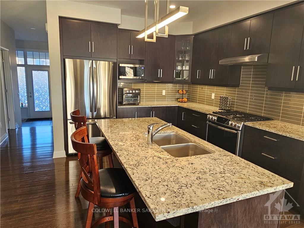 Photo 7 of 90 Escarpment Crescent, Ottawa, Kanata - Kanata Lakes/Heritage Hills — HOMEH