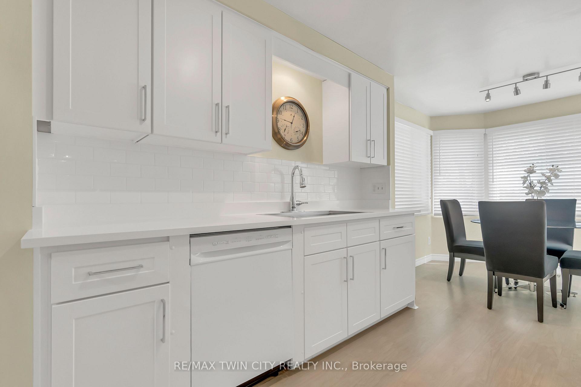 Photo 7 of 137 Oneida Place, Kitchener — HOMEH