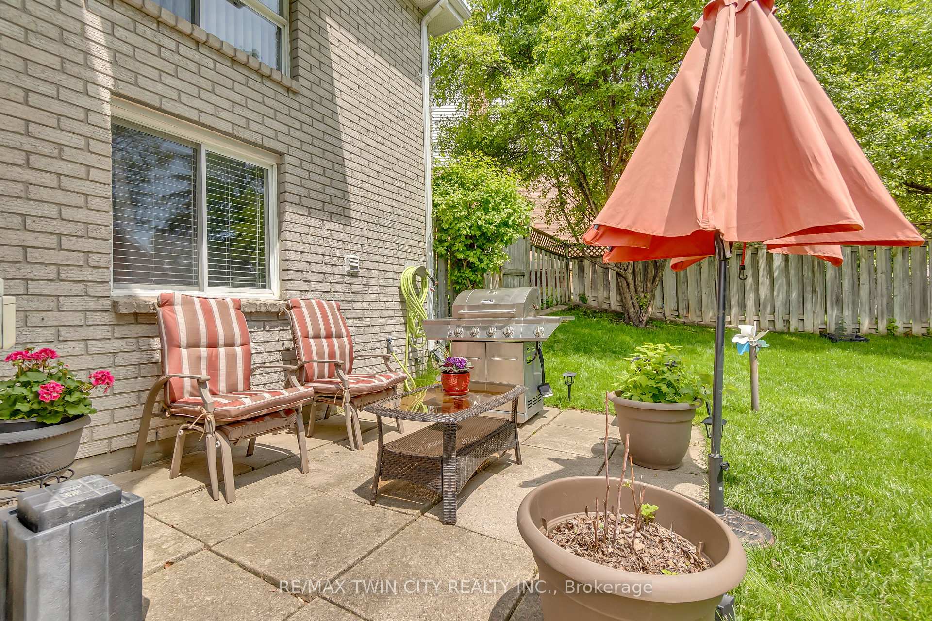 Photo 34 of 137 Oneida Place, Kitchener — HOMEH