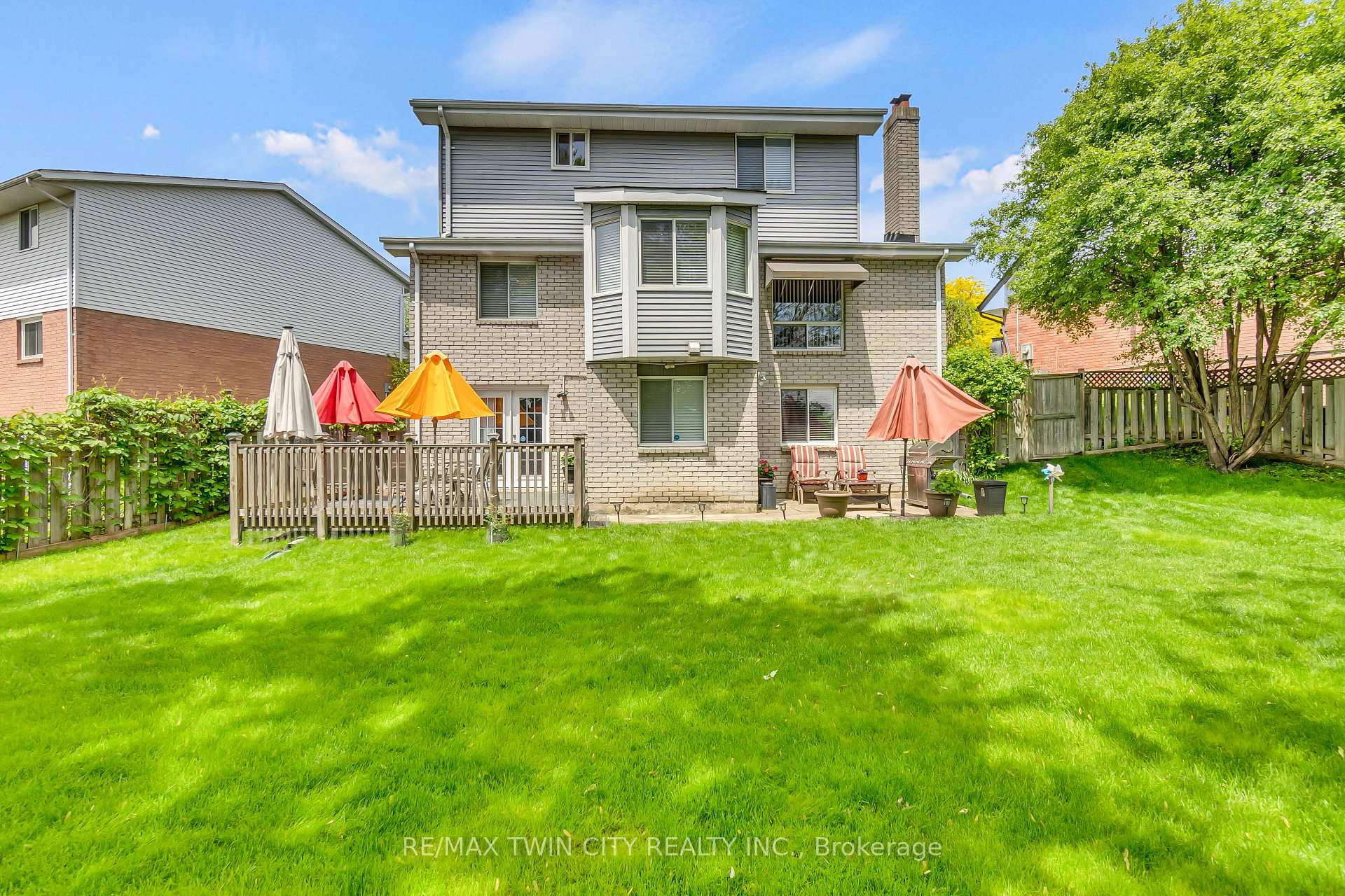 Photo 35 of 137 Oneida Place, Kitchener — HOMEH