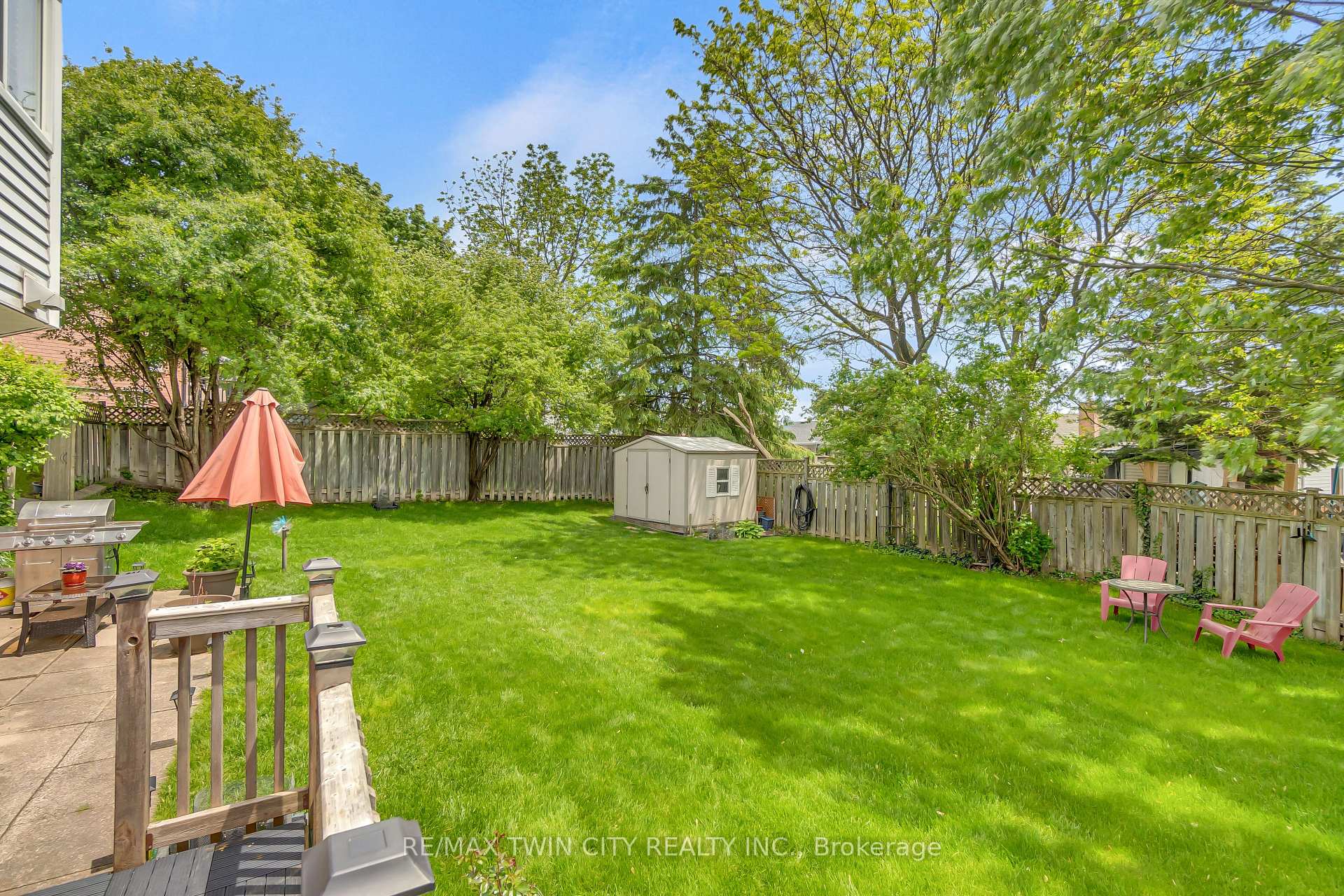 Photo 36 of 137 Oneida Place, Kitchener — HOMEH