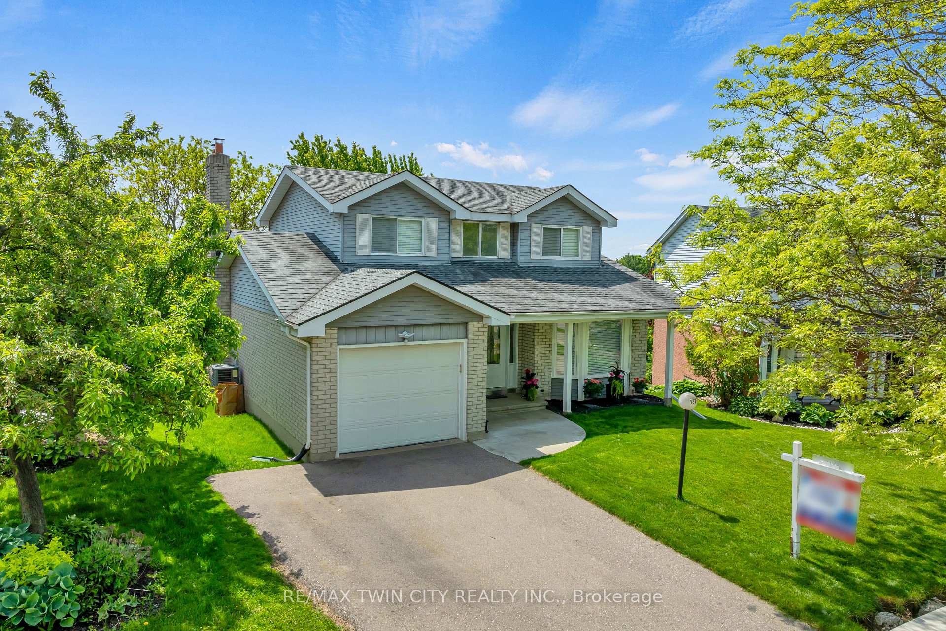 Photo 43 of 137 Oneida Place, Kitchener — HOMEH