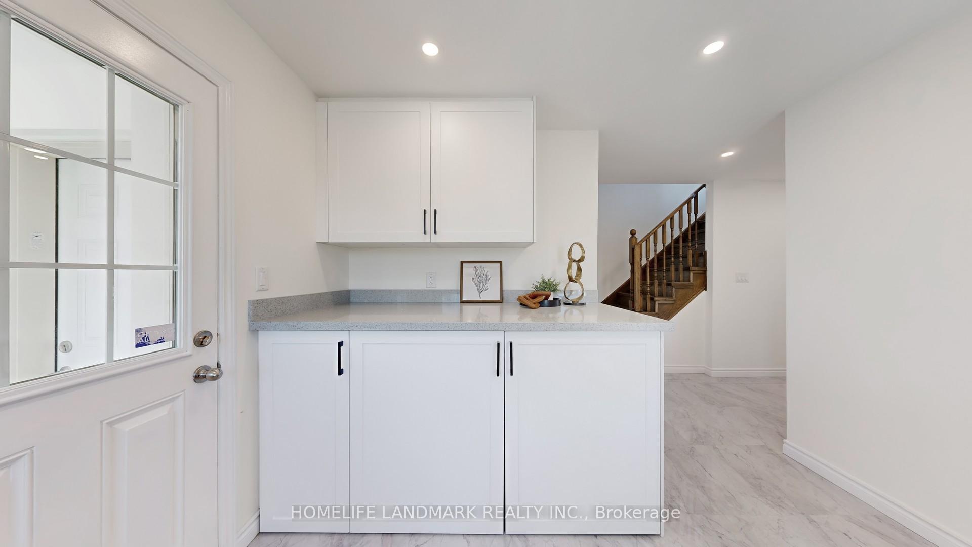 Photo 4 of 1 Garden Trail Road, Markham, Cornell — HOMEH