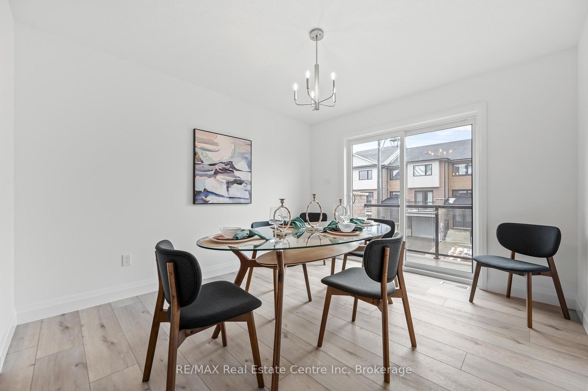 Photo 7 of Unit 4, 182 Bridge Crescent, Minto — HOMEH