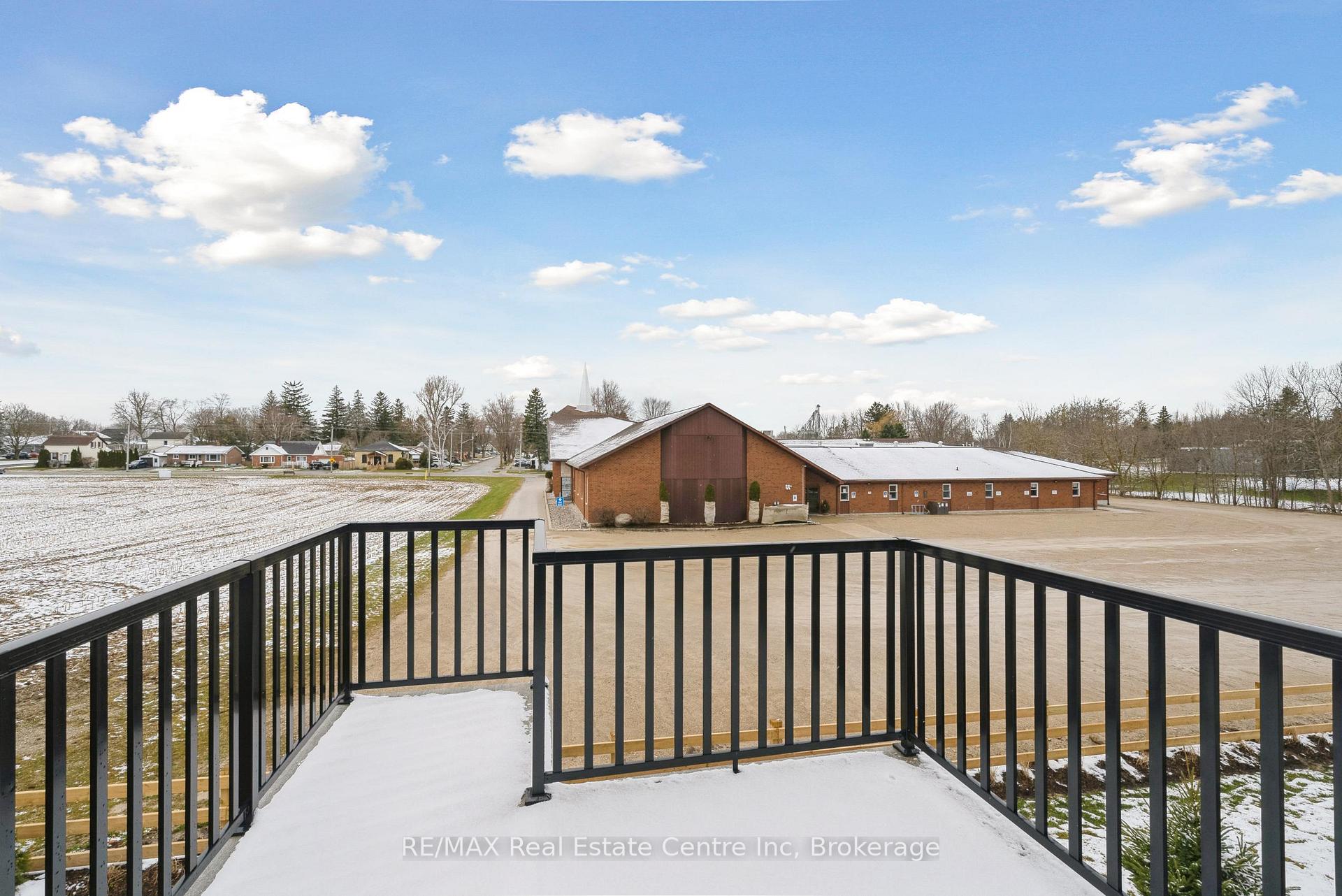 Photo 13 of Unit 4, 182 Bridge Crescent, Minto — HOMEH