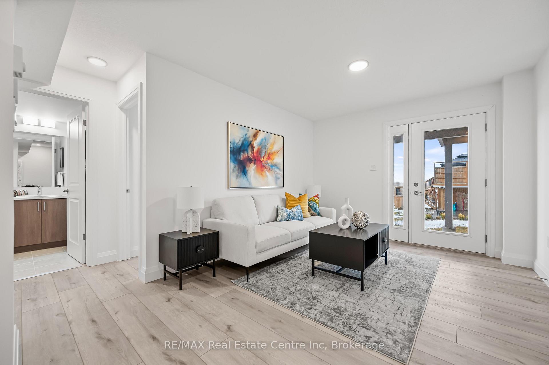 Photo 31 of Unit 4, 182 Bridge Crescent, Minto — HOMEH